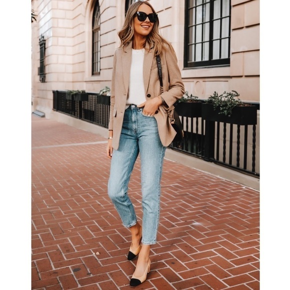 NEW EVERLANE 90s High Waist Straight Leg Distressed Stretch Denim Cheeky Jean 33 - Picture 5 of 15